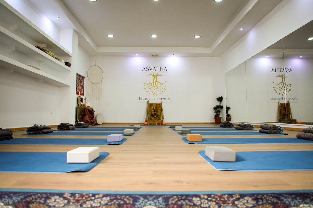 sala asvatha espacio de bienestar velez malaga